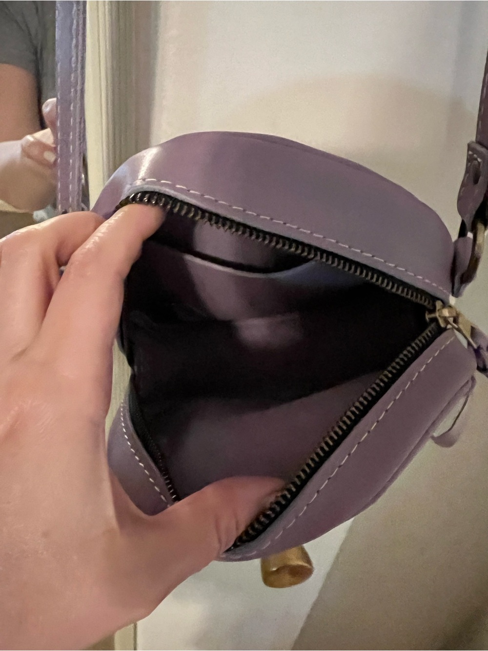 Lilac Round Crossbody Bag - Women - Picture 6 of 7